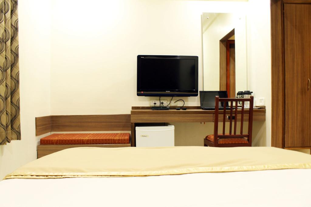 Hotel Stay Inn Bengalúr Pokoj fotografie